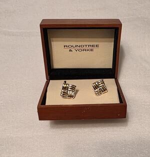Roundtree & Yorke Two Tone Cuff Links Gold Silver Tone Woven Knot w/ Box